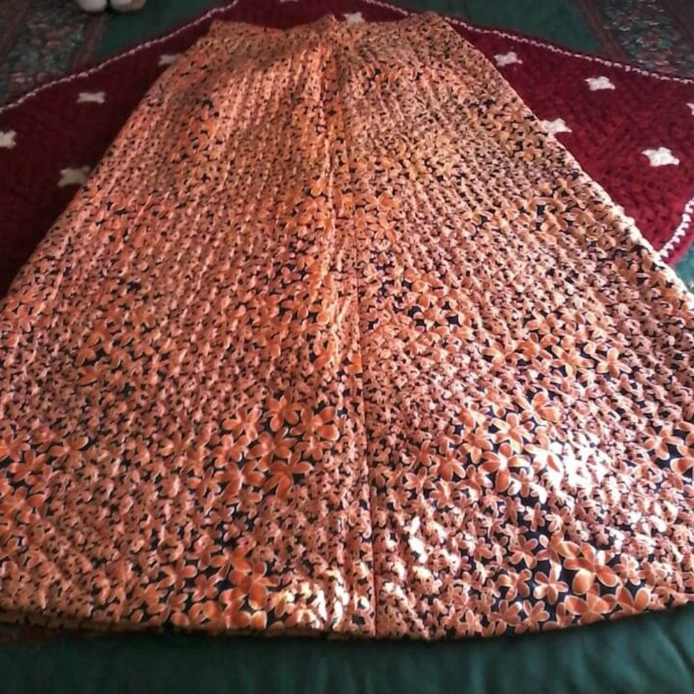 Groovy Vintage Kay Silver Orange Daisy Print Skirt